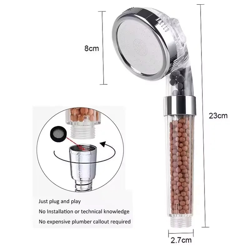 Vista frontal del capçal de dutxa filtrant AiguaPura Pro amb logotip i acabat premium